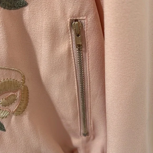 ✨Forever 21 Floral Embroidery Bomber Jacket - Picture 17 of 17